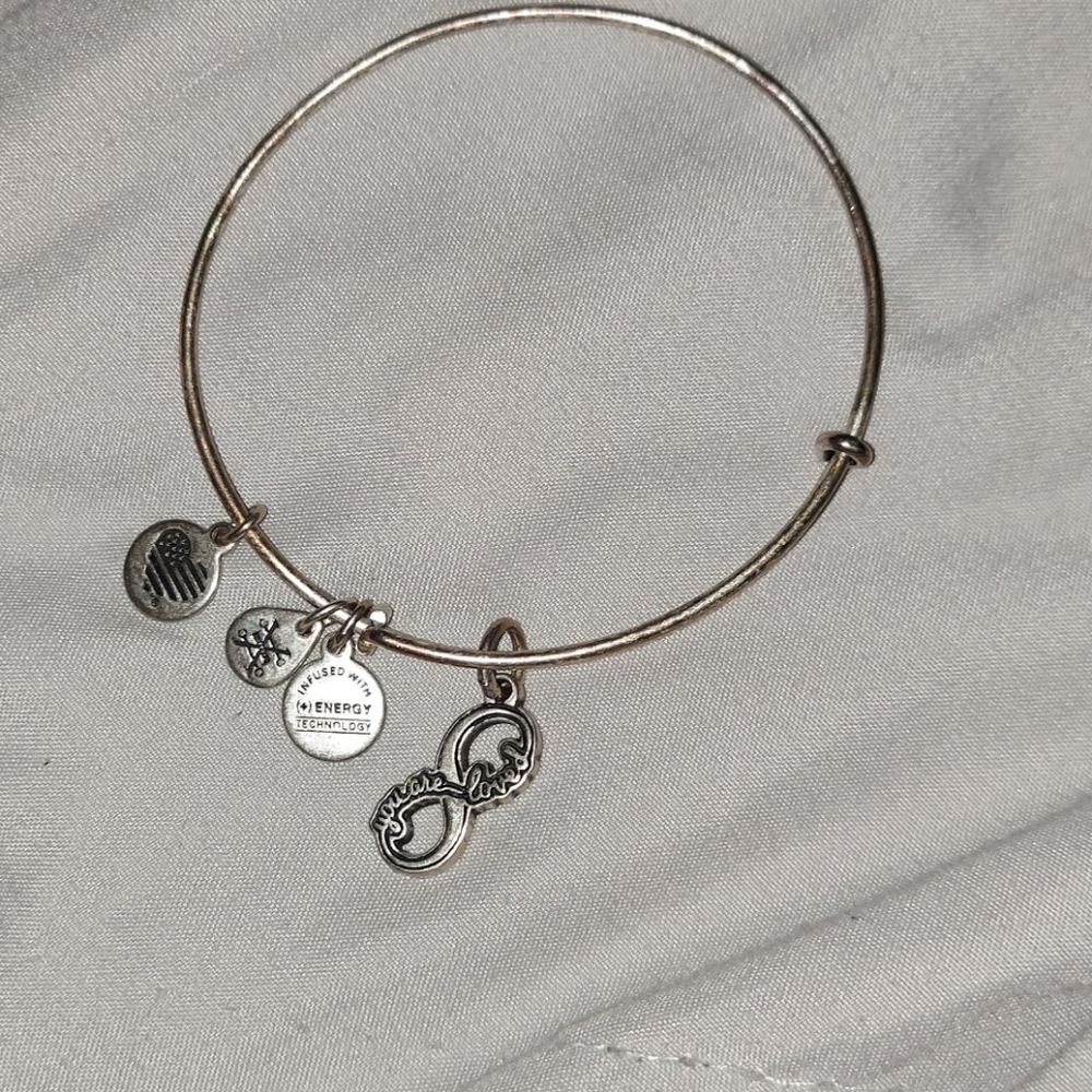alex and ani braclet